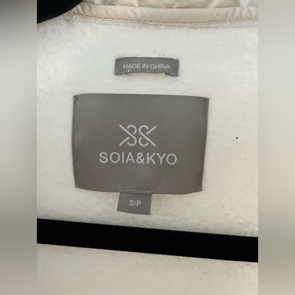 Soia and Kyo Annick jacket. - Picture 6 of 16